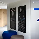 Zinema7 4*