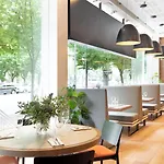 Zinema7 Hotel