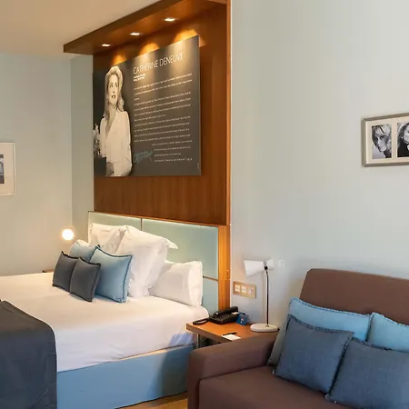 Zinema7 4* San Sebastian