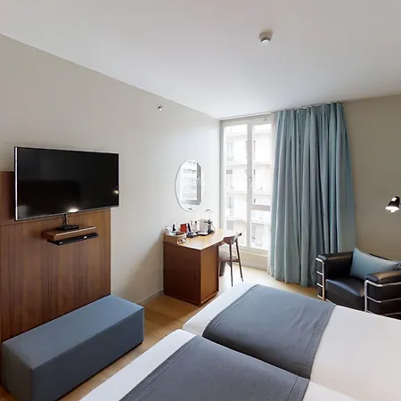 Hotel Zinema7 4*