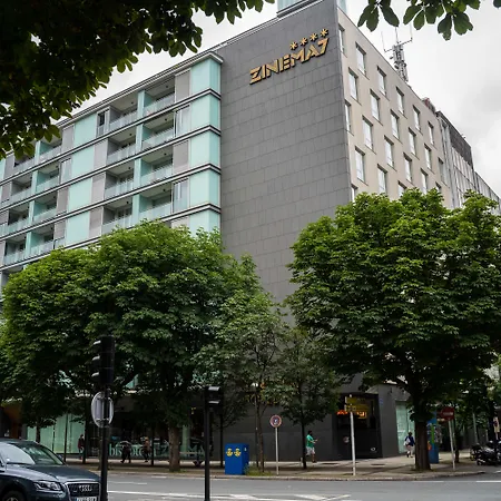 Hotel Zinema7