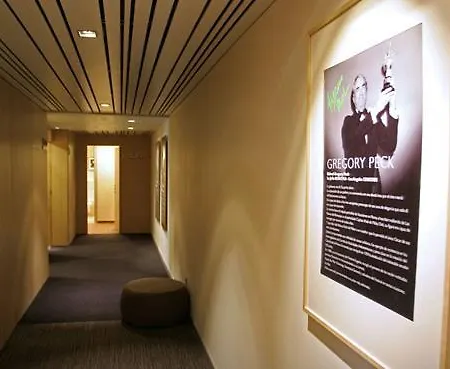 Zinema7 Hotel