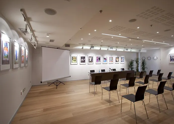 Hotel Zinema7 San Sebastian